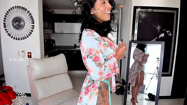 sofiasexhot online show from 02/18/25, 01:22