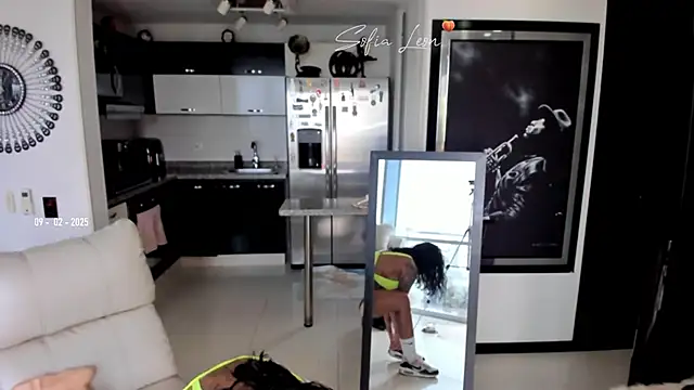 sofiasexhot online show from 02/09/25, 03:01