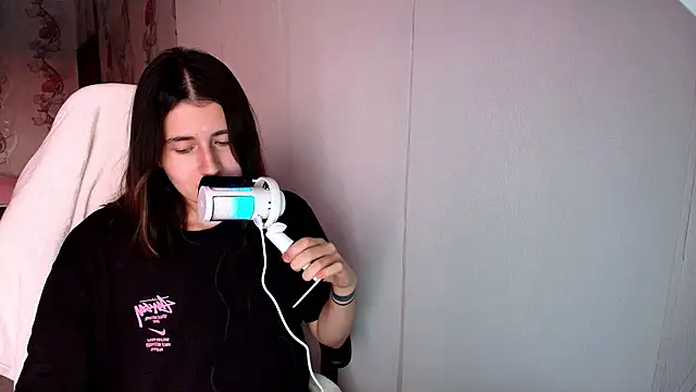 KristinaScott online show from 01/17/26, 01:47