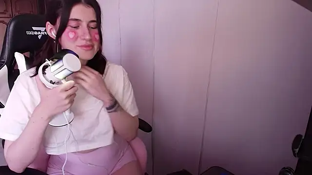 KristinaScott online show from 02/14/26, 02:50