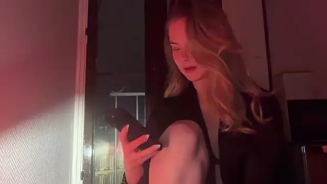 Josefinswe online show from 01/13/26, 08:02