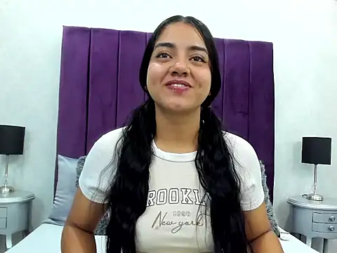 SalomeLee online show from 11/18/25, 11:13