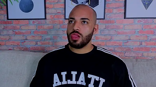 Chris Varden online show from 04/26/26, 07:22