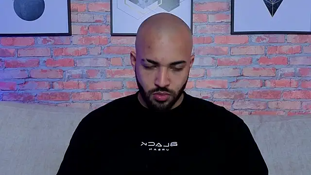 Chris Varden online show from 04/23/26, 07:04