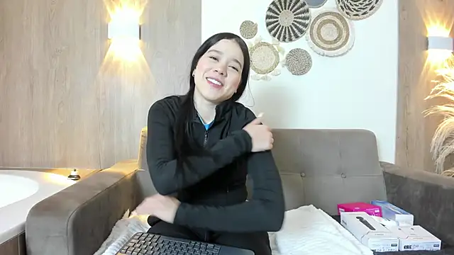 Snapshot of Emily_Frostt chatting on 04/30/26, 12:34 Emily Frostt online show from 04/30/26, 12:34