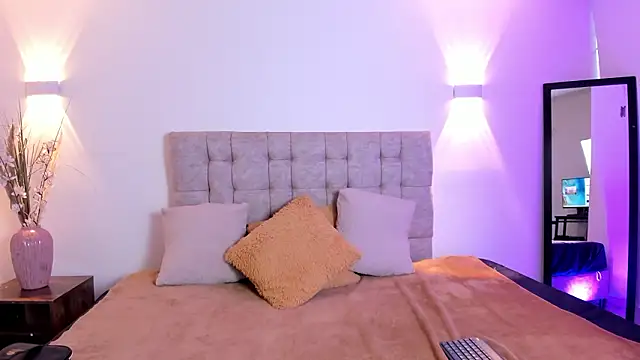 Emily Frostt online show from 03/19/26, 11:32