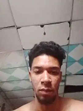 Snapshot of Rich_Boy_Activ chatting on 11/16/25, 11:37 Rich Boy Activ online show from 11/16/25, 11:37