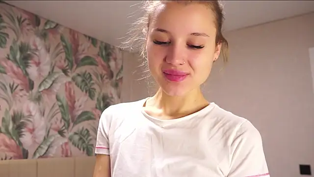 Snapshot of AnnabelleMaine chatting on 11/17/25, 05:11 AnnabelleMaine online show from 11/17/25, 05:11