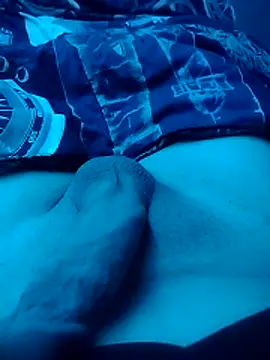 Snapshot of Kkkdkdjdj chatting on 11/19/25, 03:23 Kkkdkdjdj online show from 11/19/25, 03:23