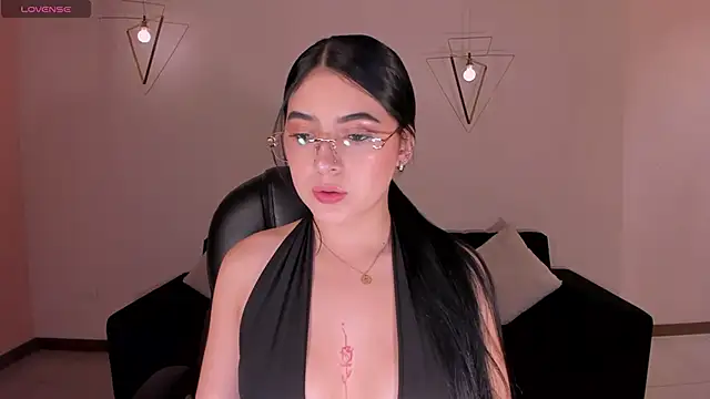 HaileyRoss  online show from 05/27/26, 01:57