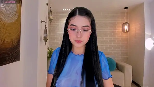 HaileyRoss  online show from 04/24/26, 01:51