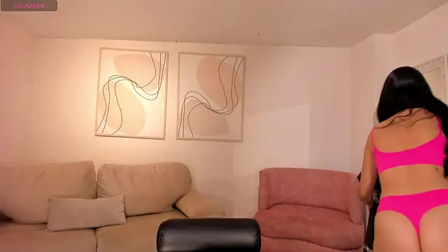 HaileyRoss  online show from 04/12/26, 09:56