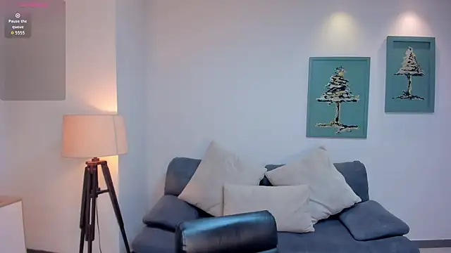 CarlaBrunni online show from 12/03/25, 12:26