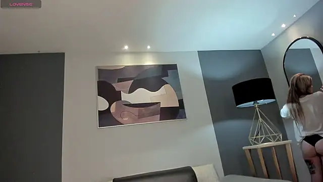 CarlaBrunni online show from 12/21/25, 11:23