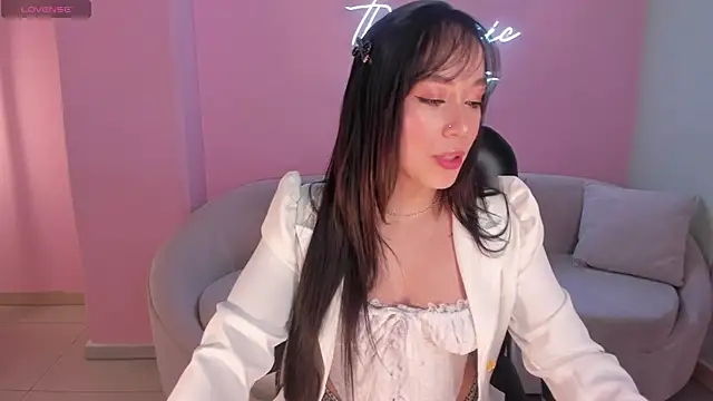 ZaraKafruni online show from 03/28/26, 04:02