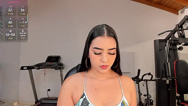 SophieLanne online show from 04/05/26, 04:19