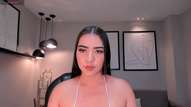 SophieLanne online show from 12/23/25, 04:01