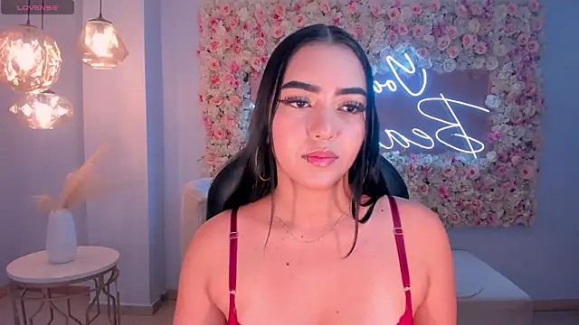 SophieLanne online show from 02/11/26, 04:56