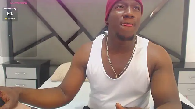 Snapshot of kingAlexander22 chatting on 11/16/25, 01:16 kingAlexander22 online show from 11/16/25, 01:16