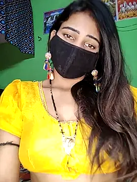 Snapshot of HOT-SUMAN-MISS chatting on 11/16/25, 09:25 HOT-SUMAN-MISS online show from 11/16/25, 09:25