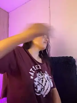 LaraDanverss online show from 03/18/26, 07:04