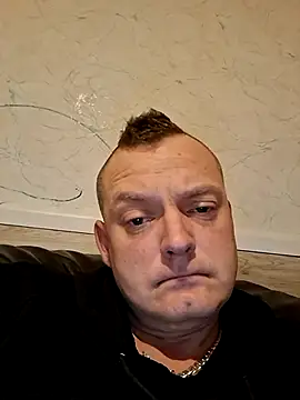 PiotrStasiorowski40 online show from 11/15/25, 09:30