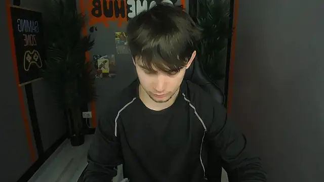 AlejandroEllias online show from 02/19/26, 06:43