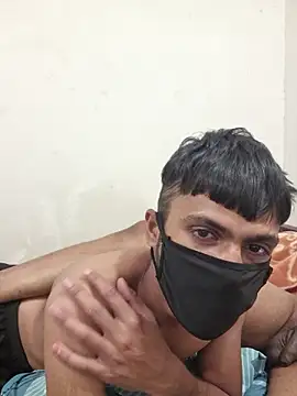 Snapshot of syndyc1 chatting on 01/18/26, 02:53 syndyc1 online show from 01/18/26, 02:53