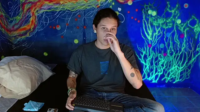 alan dominat online show from 11/18/25, 12:37