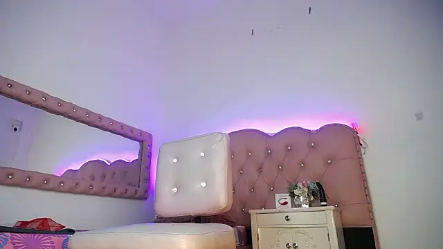 Sussan cooper online show from 03/03/26, 07:43