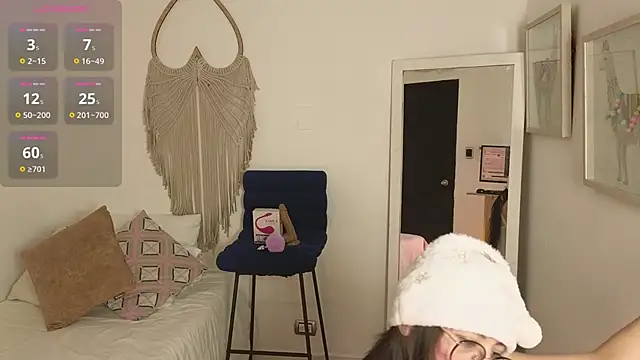 ChaosDoll   online show from 12/14/25, 01:49