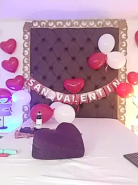 Snapshot of AlinaMilf chatting on 02/12/26, 10:53 AlinaMilf online show from 02/12/26, 10:53