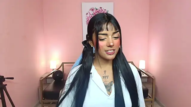 Milu carbajal x online show from 11/20/25, 09:36