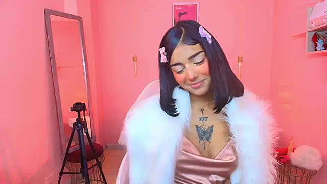 Milu carbajal x online show from 11/27/25, 08:31