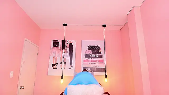 Snapshot of Milu_carbajal_x chatting on 02/12/26, 09:58 Milu carbajal x online show from 02/12/26, 09:58