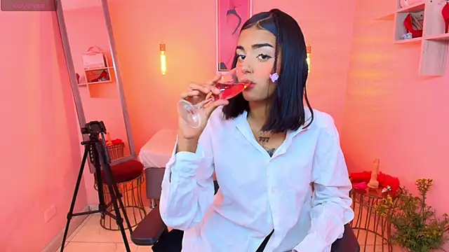 Milu carbajal x online show from 12/01/25, 08:32