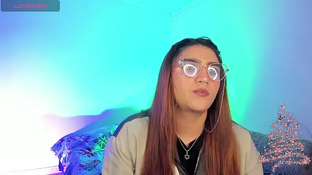 soy-anny1 online show from 12/20/25, 03:42