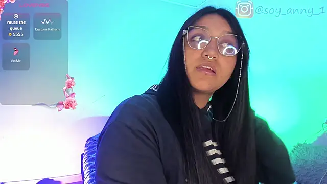 soy-anny1 online show from 01/13/26, 05:00