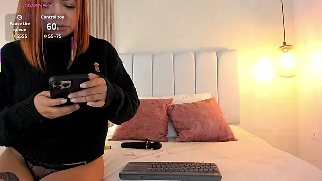 Anita wood online show from 11/30/25, 03:57