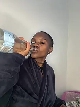 choc mistyy online show from 11/17/25, 10:52