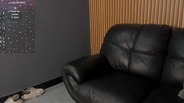 Violet Moon20 online show from 06/12/26, 09:23