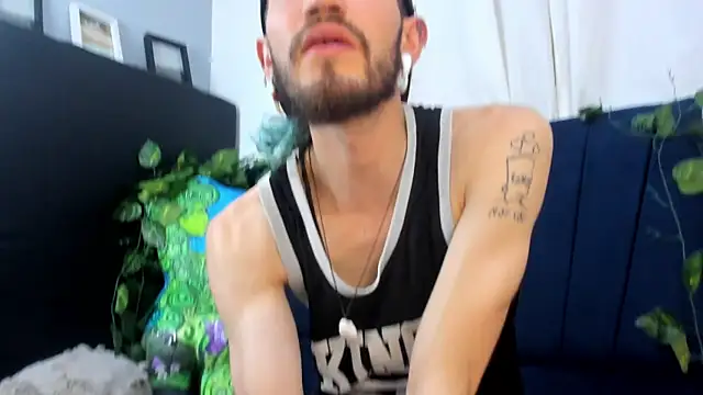 AngelDamianArt online show from 11/26/25, 08:31