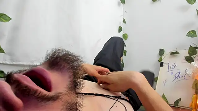 AngelDamianArt online show from 12/04/25, 01:10