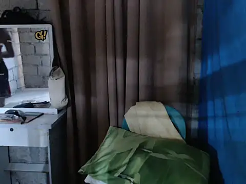 Miss Adalia Rose online show from 04/15/26, 07:47