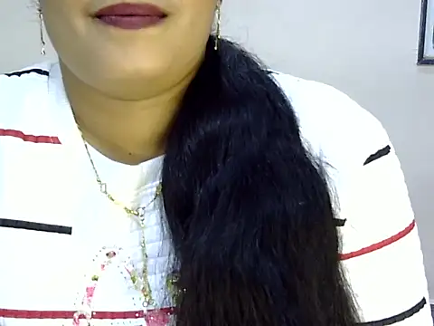 Snapshot of Muskan_Jha chatting on 07/05/26, 12:45 Muskan Jha online show from 07/05/26, 12:45