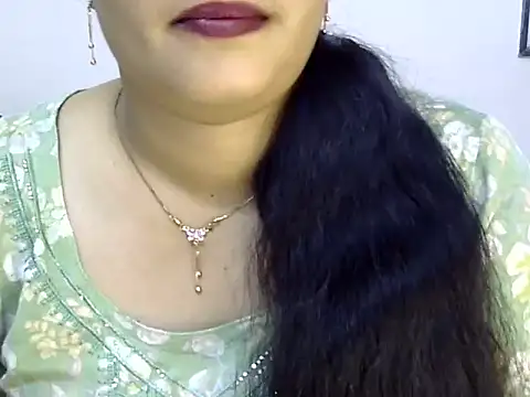 Snapshot of Muskan_Jha chatting on 06/18/26, 01:37 Muskan Jha online show from 06/18/26, 01:37