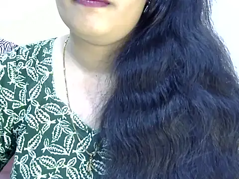 Snapshot of Muskan_Jha chatting on 04/14/26, 01:43 Muskan Jha online show from 04/14/26, 01:43