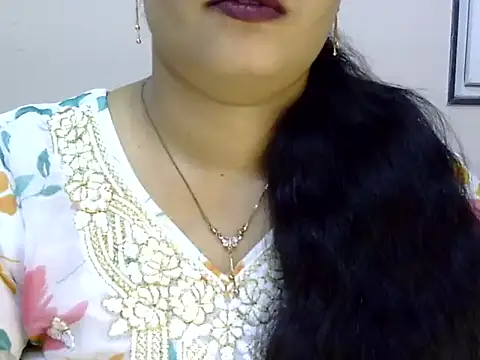 Snapshot of Muskan_Jha chatting on 06/23/26, 01:36 Muskan Jha online show from 06/23/26, 01:36
