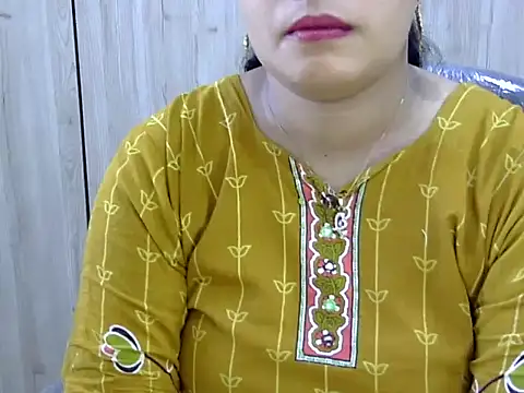 Snapshot of Muskan_Jha chatting on 03/25/26, 03:39 Muskan Jha online show from 03/25/26, 03:39