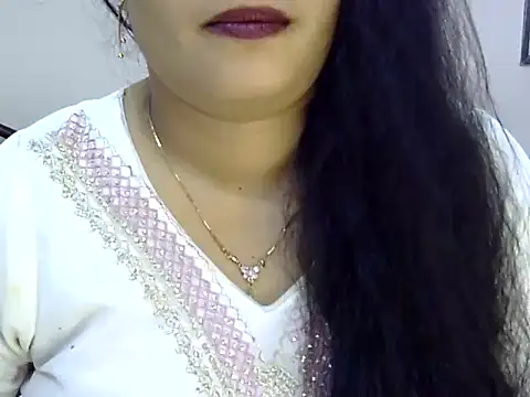 Snapshot of Muskan_Jha chatting on 06/19/26, 02:28 Muskan Jha online show from 06/19/26, 02:28